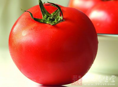 西红柿是我们餐桌上最常见的一种食物