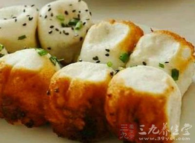 煎馒头，是上海，苏州等地有名的汉族传统小吃之一