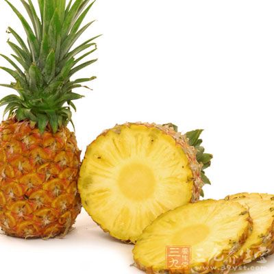 挑选菠萝要注意色、香、味三方面