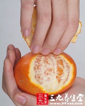 橘子皮泡水有治疗慢性胃炎