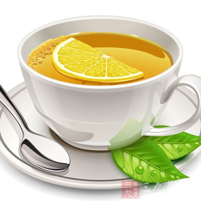 柠檬果皮富含芳香挥发成分，可以生津解暑