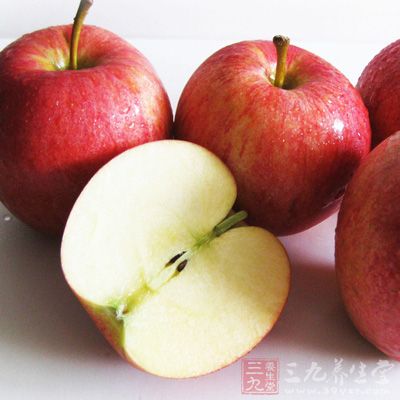 苹果中的营养成分还有一些其他的植物化学物质能够有效的预防以及抵抗癌症