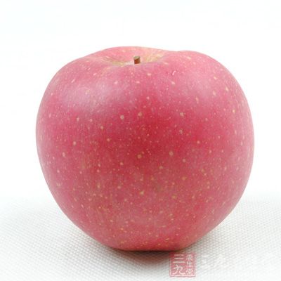 吃一个中等苹果就可以满足一天维生素C需求量的8%