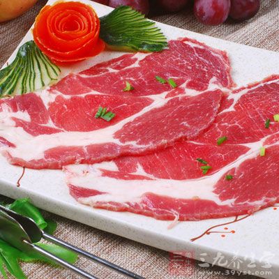 牛肉是优良的高蛋白食品，营养丰富易于被人体吸收