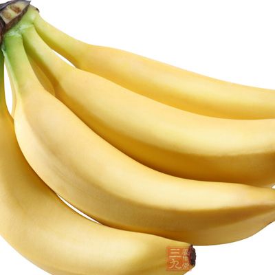 香蕉能有效防止便秘，防止宿便堆积体内