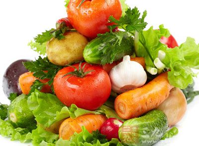 蔬菜有很多种，其中大部分的蔬菜是可以食用的，其中绿叶之类的蔬菜更是可食用的