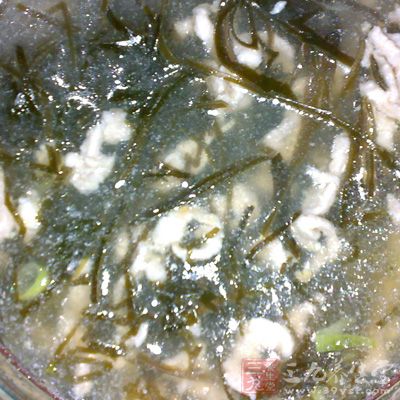 减肥海带食谱一：海带肉丝蛋汤