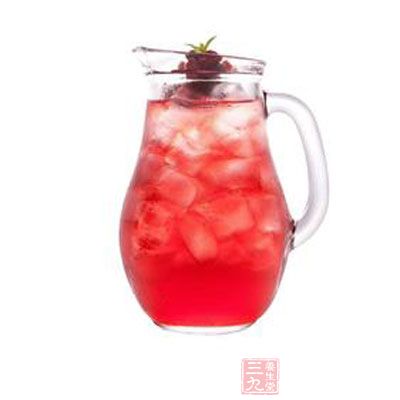 蔓越莓果汁饮料具有独特的酸甜口味