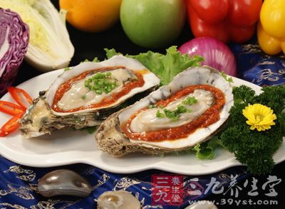 牡蛎别名又叫生蚝，是所有食物中含锌最丰富