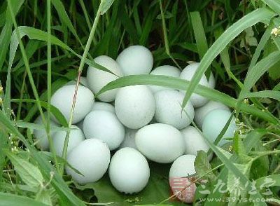 乌鸡蛋，富含多种微量元素，有机钙含量是普通鸡蛋的6倍