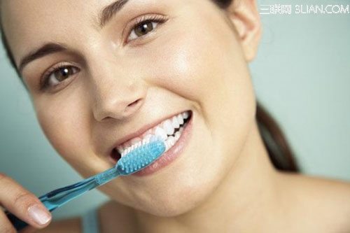 平常人们刷牙的几大误区 图老师