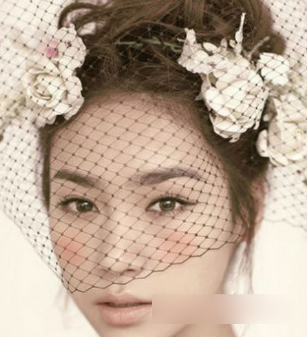 童话里的公主韩式精致新娘妆 图老师