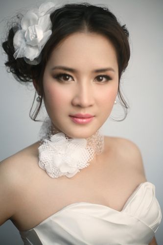 韩式自然妆容打造唯美新娘 图老师