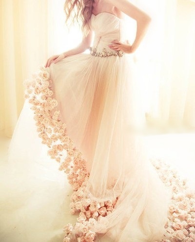 淡雅唯美风格 自己也能拍出日韩风婚纱照