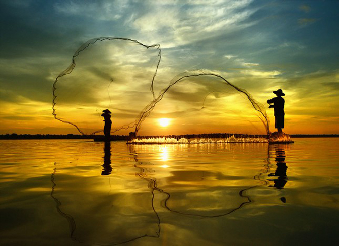 日出而作日入而息的渔民 图老师