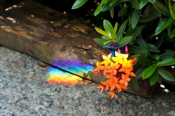 摄影小道具之彩虹的三棱镜