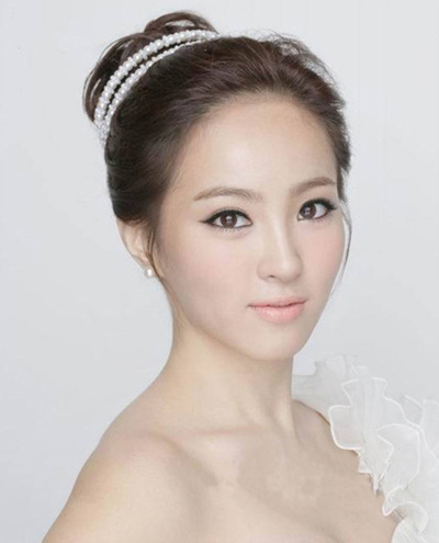 演绎浪漫童话韩式新娘发型 图老师