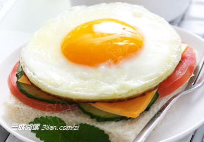 煎鸡蛋美味又有型的方法3lian.com