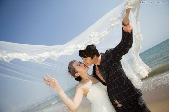 Photoshop调出外景婚片时尚蓝色风格