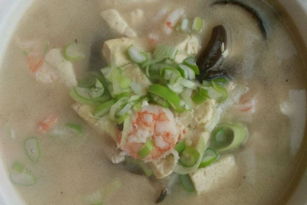 虾滑豆腐饺子的做法