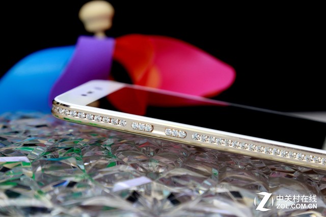 美的手机已经用上钻石了 SUGAR2时尚手机评测