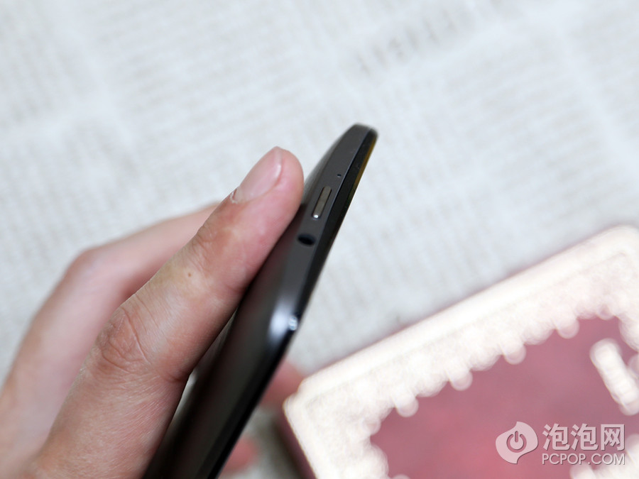 4G超大运存 华硕ZenFone2上手初体验