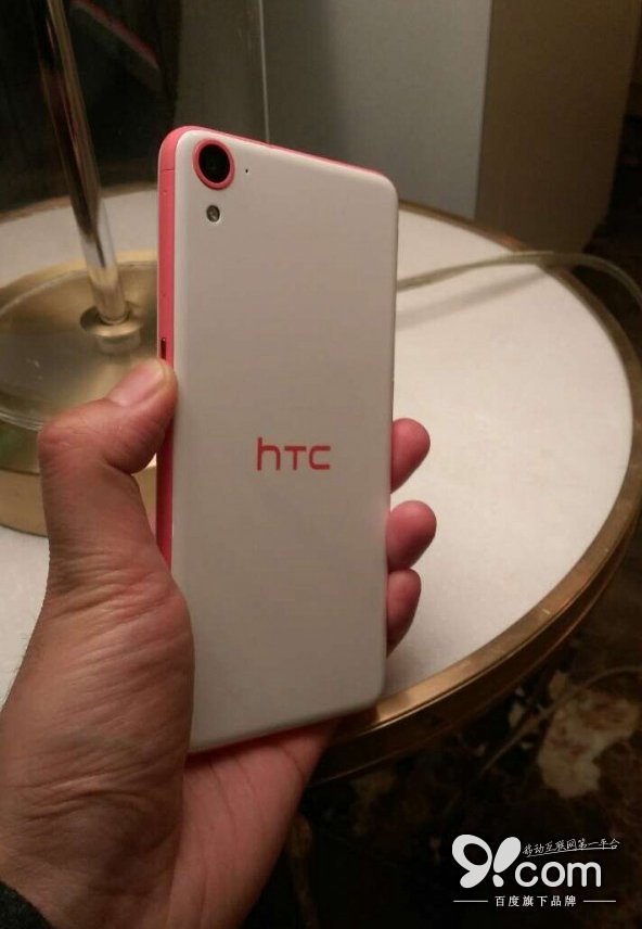 2000元价位大杀器 HTC Desire 826发布【CES2015】