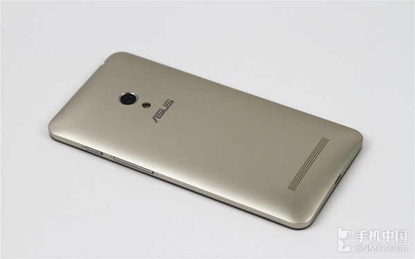 灵敏触控多彩壳 4G版华硕ZenFone 5评测第4张图