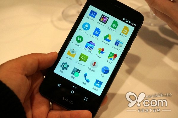 外形酷似Nexus 4 VAIO VA-10J手机上手试玩
