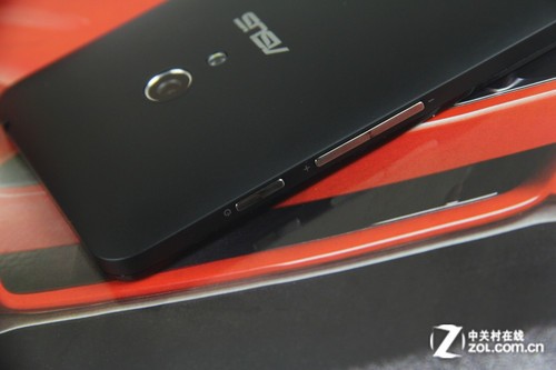 Intel强芯+实用双卡 华硕ZenFone 5首测 