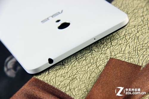 大屏+Intel芯仅千元 华硕ZenFone 6评测 