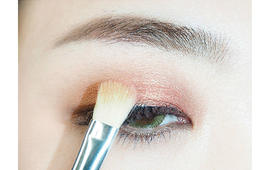 眼妆怎么画 教你最简单的眼妆化法