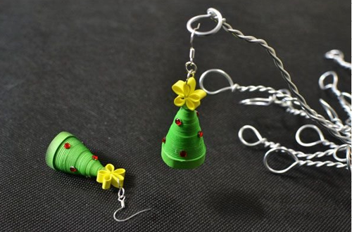 如何用衍纸制作圣诞树耳环 衍纸圣诞树教程