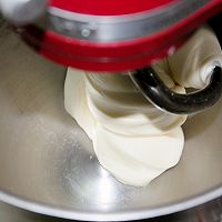 经典版蛋黄酥 高颜值的美味#KitchenAid的美食故事#的做法图解6