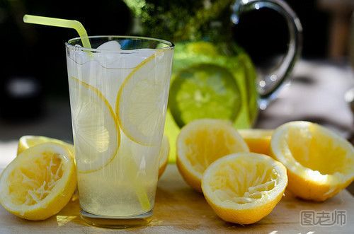 柠檬蜂蜜水的功效