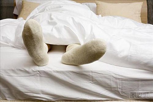 晚上穿袜子睡觉影响睡眠质量