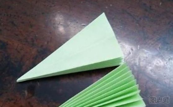儿童纸雨伞制作方法