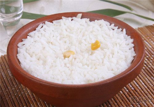 为什么煮饭时米饭会夹生 米饭夹生的原因有哪些