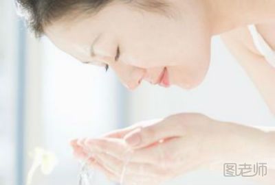 正确的洗脸步骤是什么 如何正确的洗脸