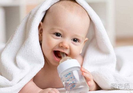 宝宝不喝水怎么办 宝宝不喝水是怎么回事