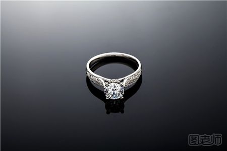 怎么购买钻戒 如何选购结婚戒指