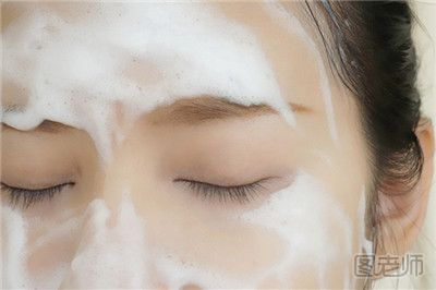 商场化妆活动致女学生皮肤过敏 化妆如何防止皮肤过敏