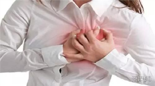 胸口中间疼是怎么回事 为什么会胸口中间疼