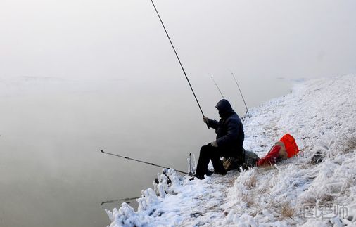 冬季钓鱼有什么技巧