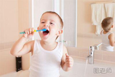 有哪些损害孩子牙齿的习惯 如何保护孩子牙齿