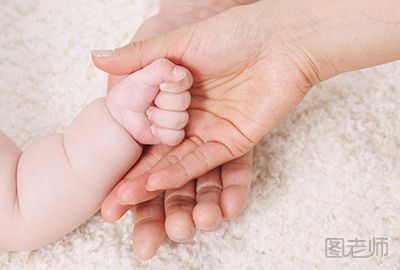 如何护理宝宝的指甲 宝宝的指甲有什么特点