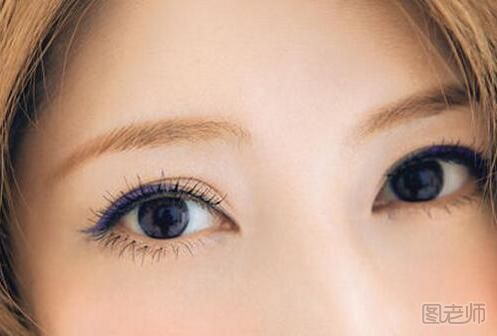经常画眼线的危害,如何使用眼线笔能减少对眼睛的伤害