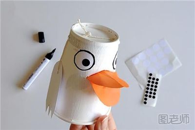 手工制作教程：可爱的鸭子纸杯玩偶