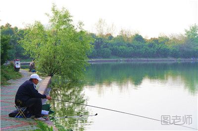 春季钓鱼要注意什么 春季钓鱼的注意事项