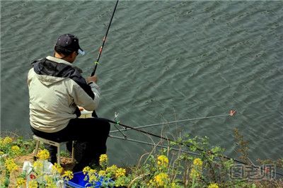 春季钓鱼要注意什么 春季钓鱼的注意事项2270c57d7&690.jpg